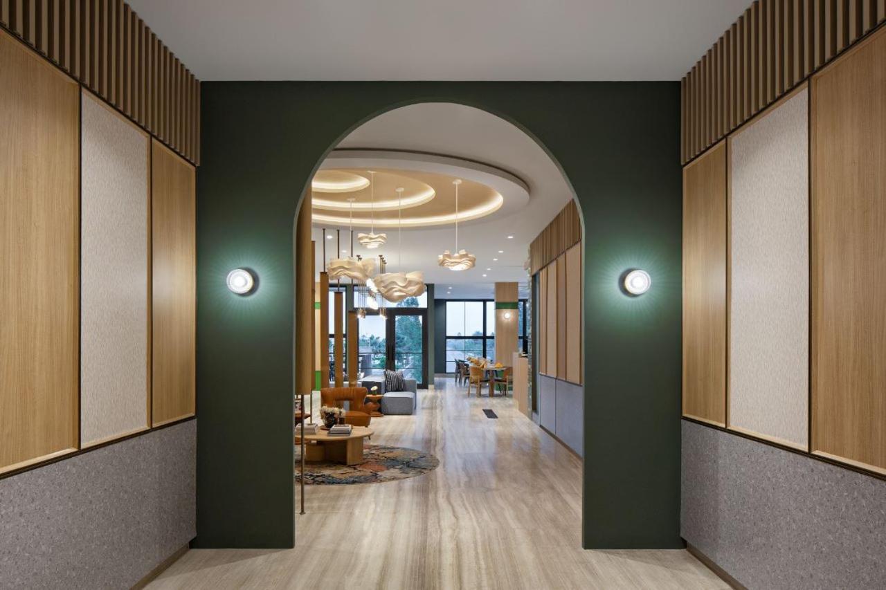 Maxonehotels At Kota Harapan Indah-Bekasi Exteriér fotografie